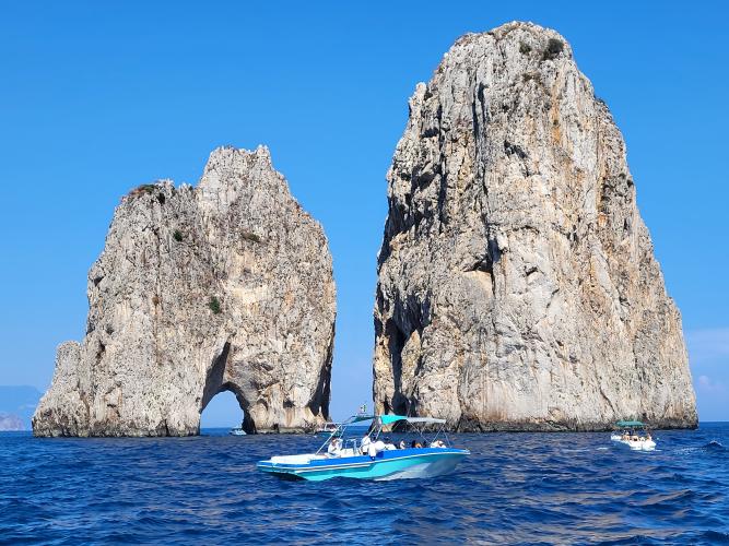 Capri symbol - boat tour 15.06.22